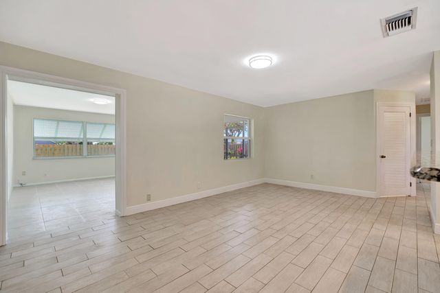 713 Gumtree Road, North Palm Beach, FL 33408