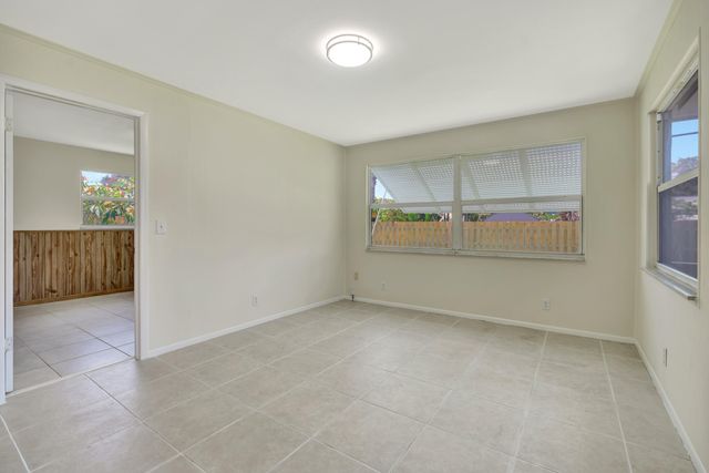 713 Gumtree Road, North Palm Beach, FL 33408