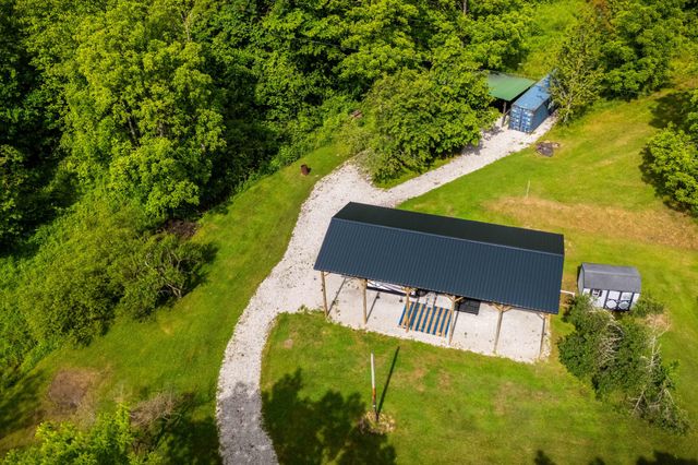 165 Pomeroyton Wellington Road, Wellington, KY 40387