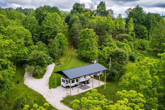 165 Pomeroyton Wellington Road, Wellington, KY 40387