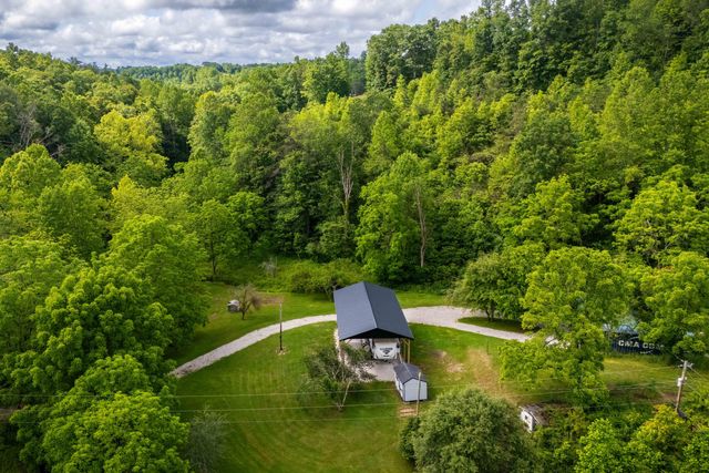 165 Pomeroyton Wellington Road, Wellington, KY 40387