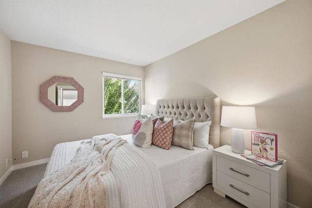 1327 Merrivale West Square, San Jose, CA 95117