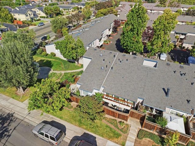 1327 Merrivale West Square, San Jose, CA 95117