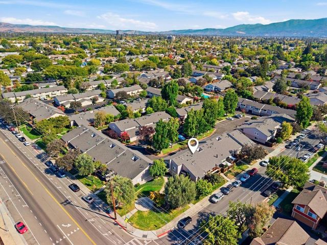 1327 Merrivale West Square, San Jose, CA 95117