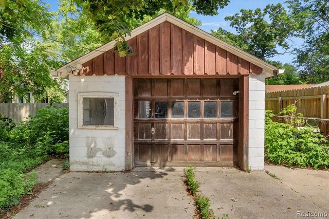 624 N Prospect Road, Ypsilanti, MI 48198