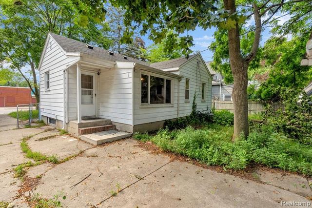 624 N Prospect Road, Ypsilanti, MI 48198