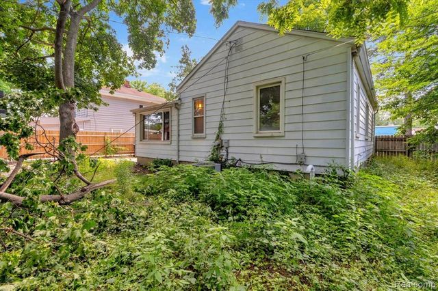 624 N Prospect Road, Ypsilanti, MI 48198