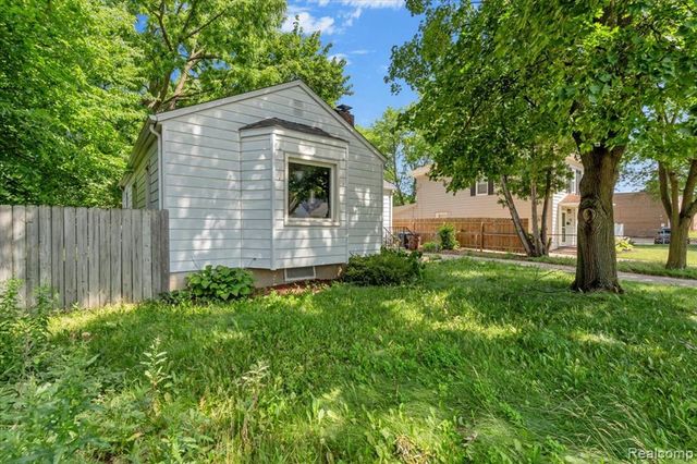 624 N Prospect Road, Ypsilanti, MI 48198