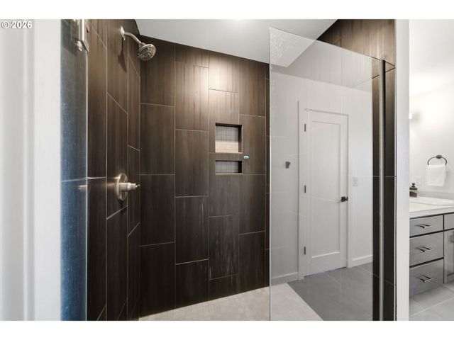 15316 Ne 107TH St, Vancouver, WA 98682