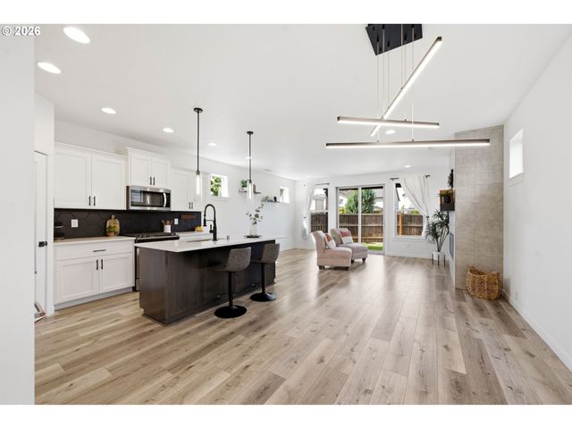 15316 Ne 107TH St, Vancouver, WA 98682