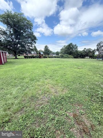 1464 VIRMAY, Gilbertsville, PA 19525