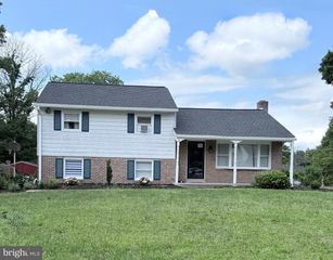 1464 VIRMAY, Gilbertsville, PA 19525