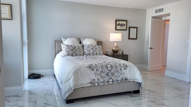 1360 S OCEAN Boulevard 1407, Pompano Beach, FL 33062