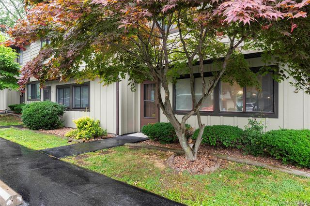 3 Hudson Heights Drive, Poughkeepsie, NY 12601