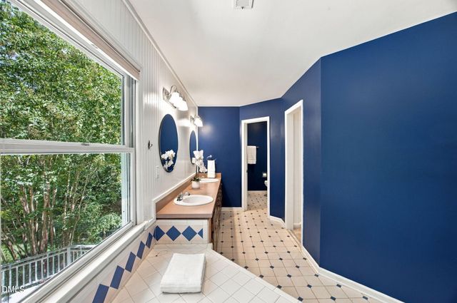 301 Get-a-way Lane, Bahama, NC 27503