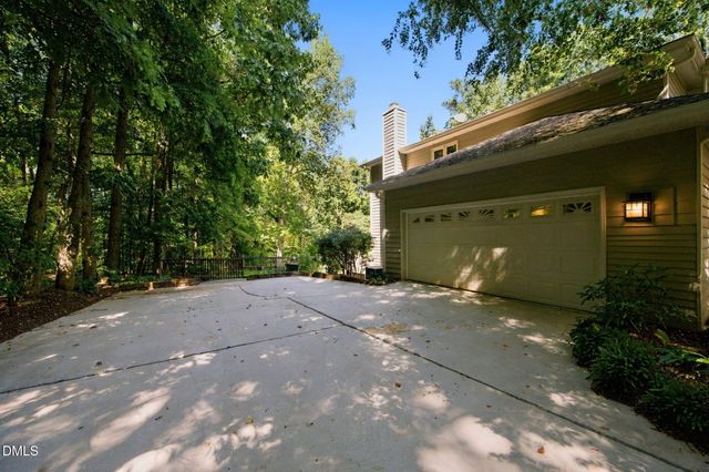 301 Get-a-way Lane, Bahama, NC 27503