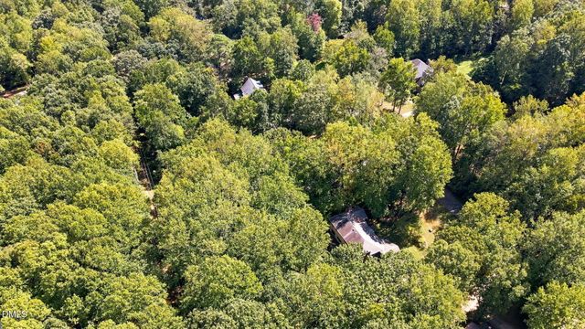 301 Get-a-way Lane, Bahama, NC 27503