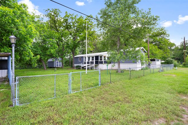 5469 Lake Granbury Trail, Granbury, TX 76048