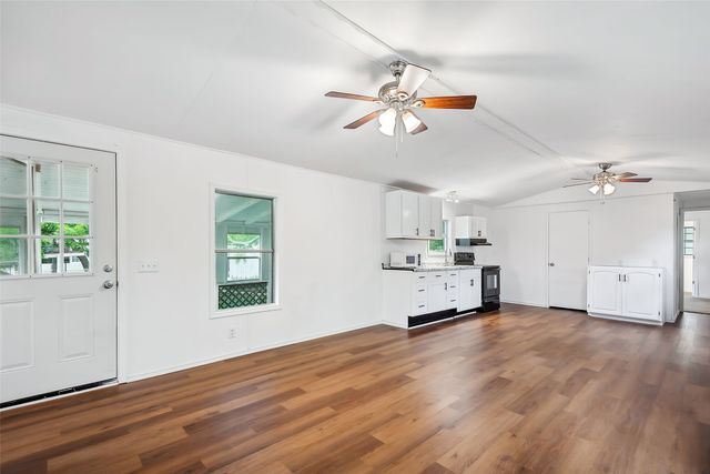 5469 Lake Granbury Trail, Granbury, TX 76048