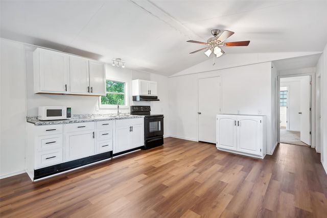 5469 Lake Granbury Trail, Granbury, TX 76048