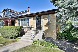 6403 N New England Avenue, Chicago, IL 60631