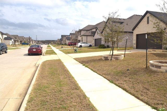 142 Nora Lane, Hickory Creek, TX 75065