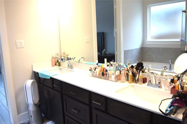 142 Nora Lane, Hickory Creek, TX 75065