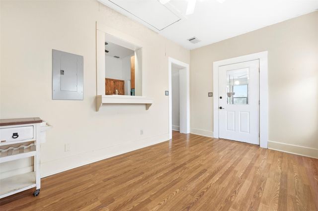 2102 Staples RD, San Marcos, TX 78666