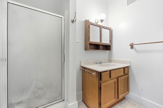 2102 Staples RD, San Marcos, TX 78666