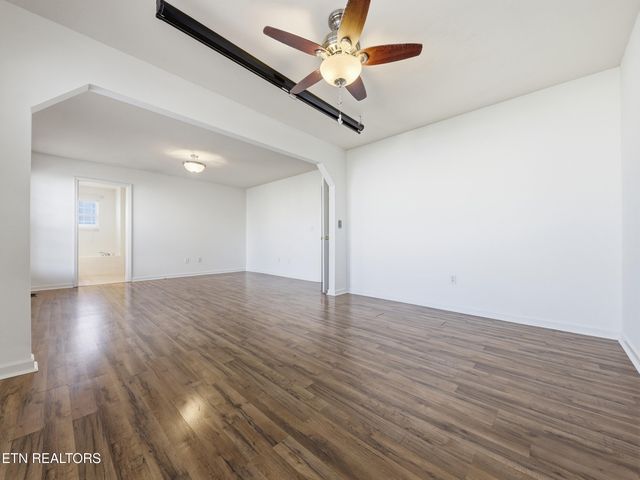 144 Jenny Drive, Madisonville, TN 37354