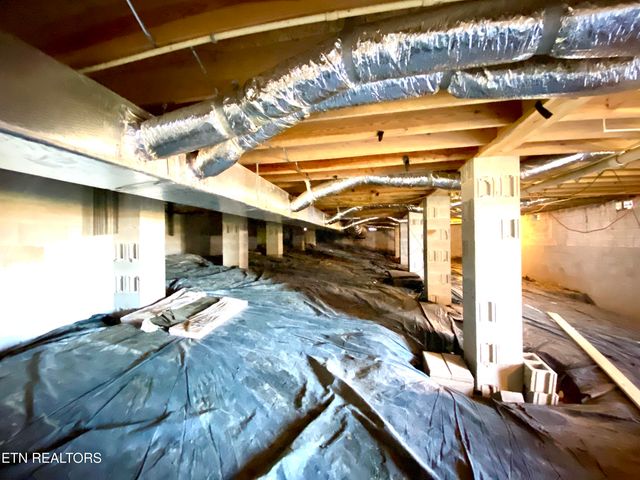 144 Jenny Drive, Madisonville, TN 37354