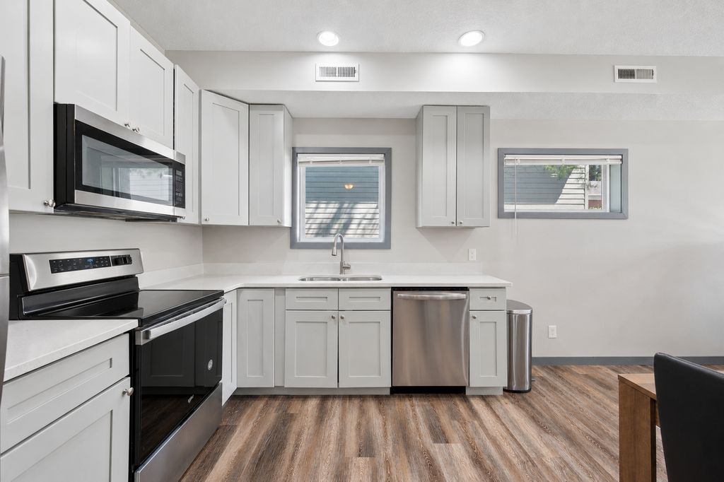 211 Belvidere Street E, Saint Paul, MN 55107 — exterior