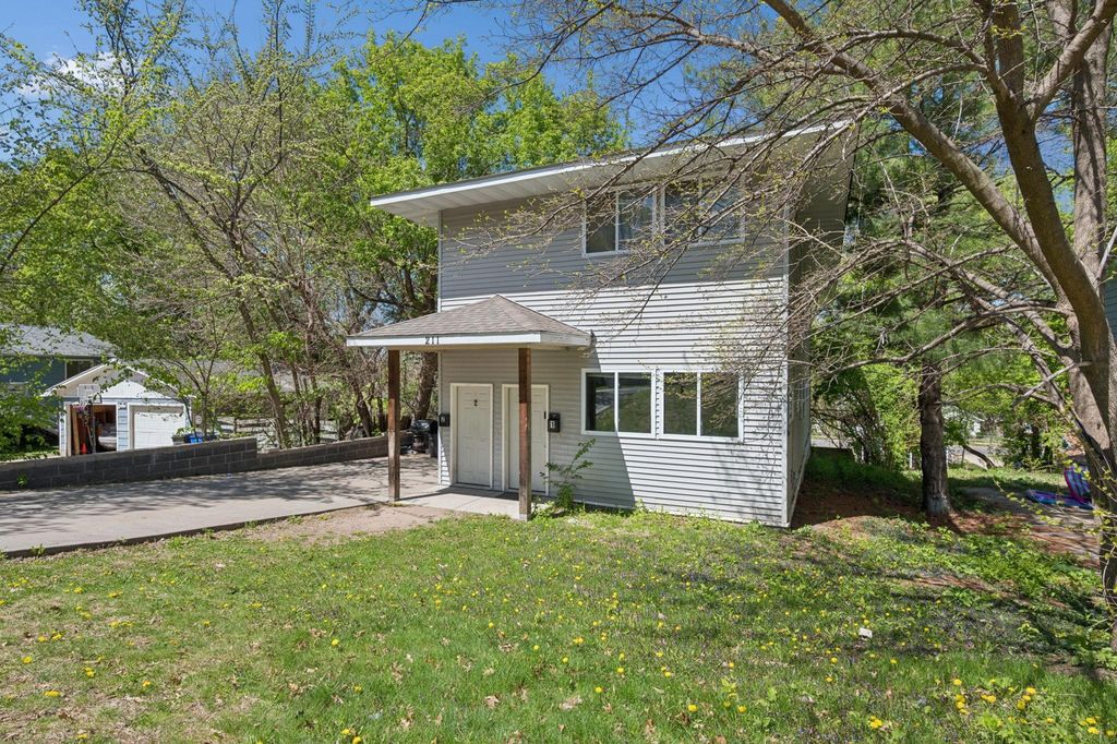 211 Belvidere Street E, Saint Paul, MN 55107 — photo 2