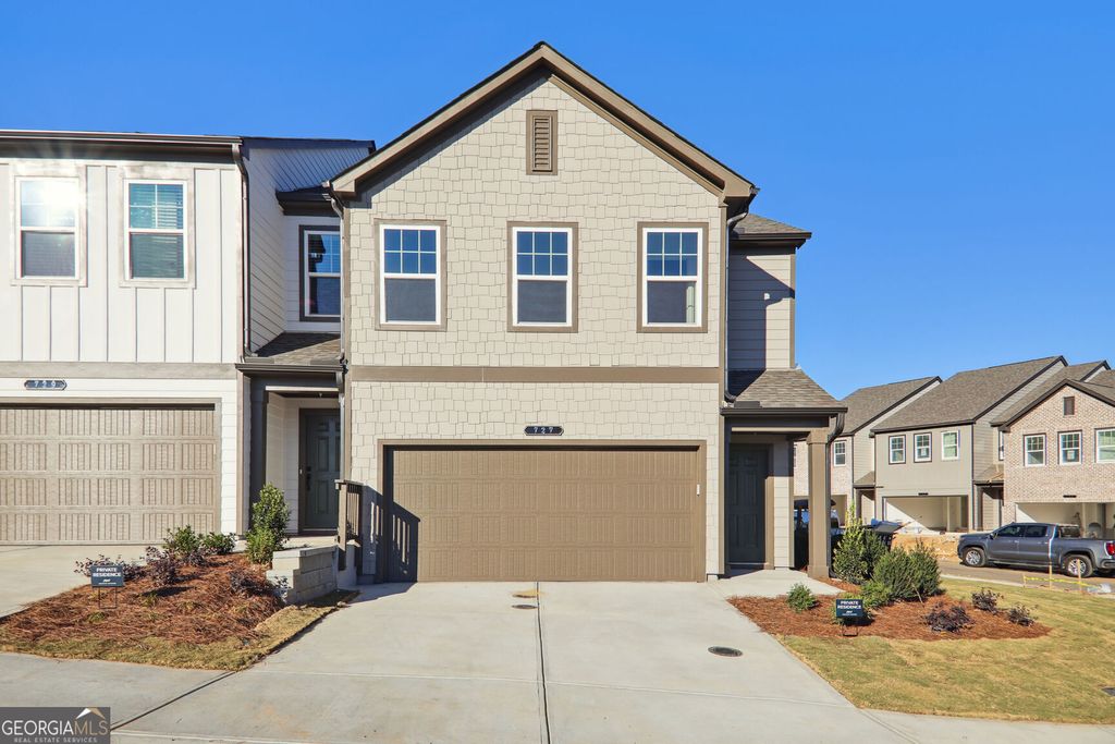 727 Carmes Drive, Cumming, GA 30041