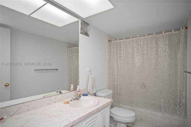 380 NW 69th Ave 205, Plantation, FL 33317