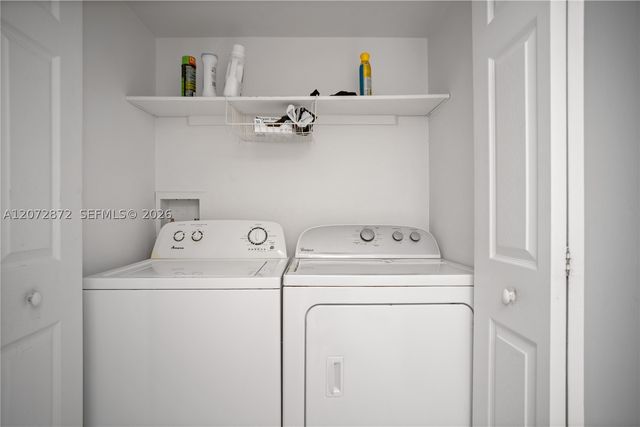 380 NW 69th Ave 205, Plantation, FL 33317