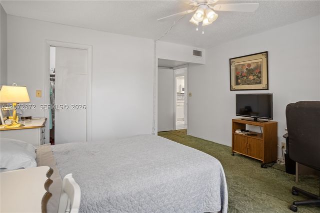 380 NW 69th Ave 205, Plantation, FL 33317