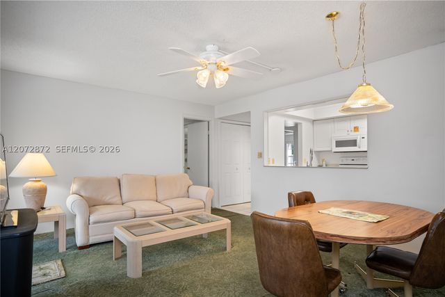 380 NW 69th Ave 205, Plantation, FL 33317
