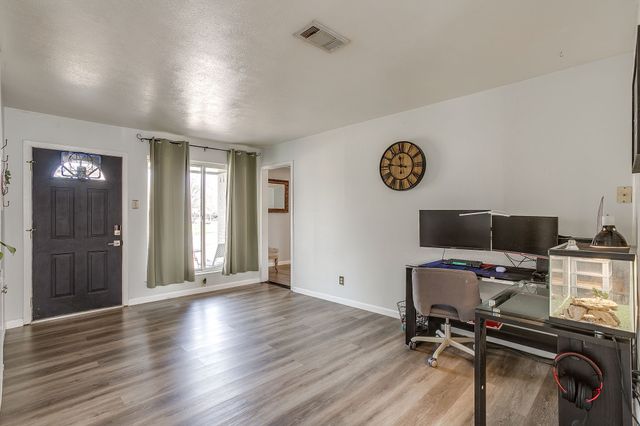 301 Lena Lane, Burleson, TX 76028