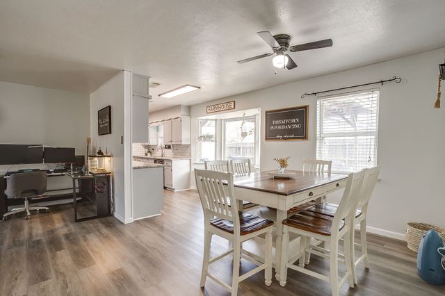 301 Lena Lane, Burleson, TX 76028