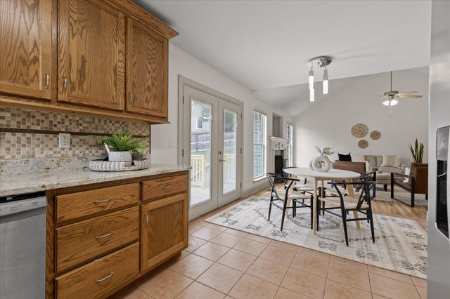 9451 Hackberry Lane, Soddy Daisy, TN 37379