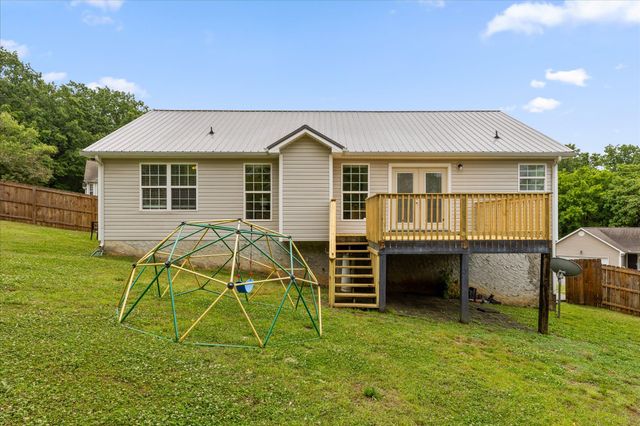 9451 Hackberry Lane, Soddy Daisy, TN 37379