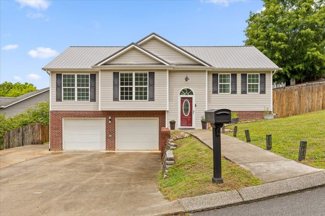 9451 Hackberry Lane, Soddy Daisy, TN 37379