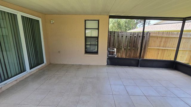 1501 KESTREL WAY, Brandon, FL 33511