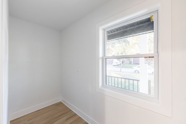 147 W North Avenue, Lombard, IL 60148