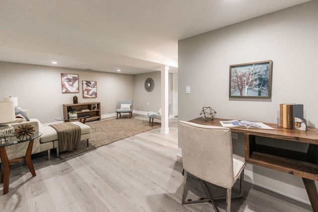 147 W North Avenue, Lombard, IL 60148