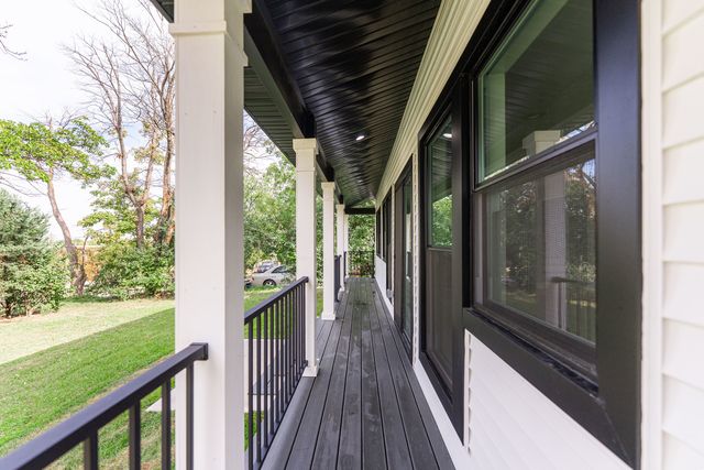 147 W North Avenue, Lombard, IL 60148