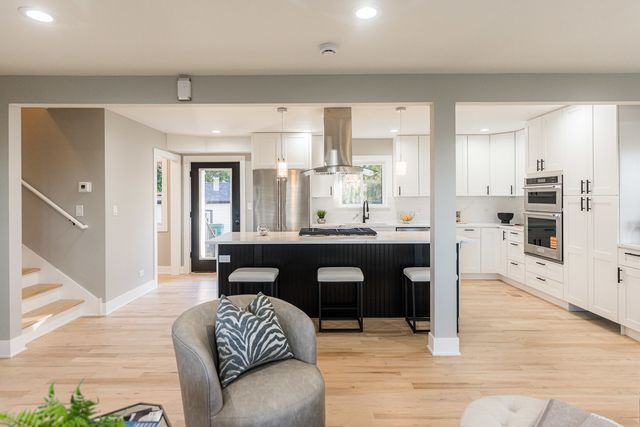 147 W North Avenue, Lombard, IL 60148