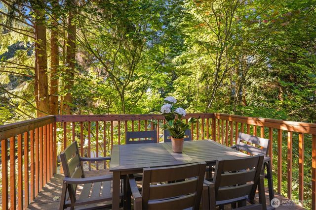18439 146th Avenue NE, Woodinville, WA 98072