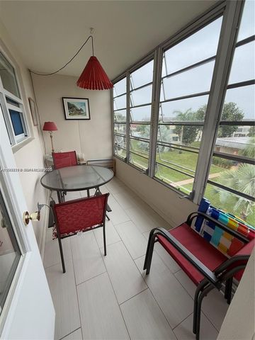 4441 NW 16th St J308, Lauderhill, FL 33313